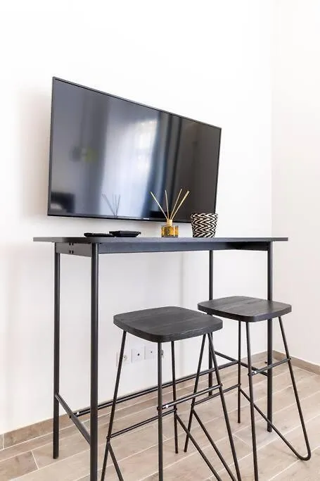 Ballu Place De Clichy Cosy *